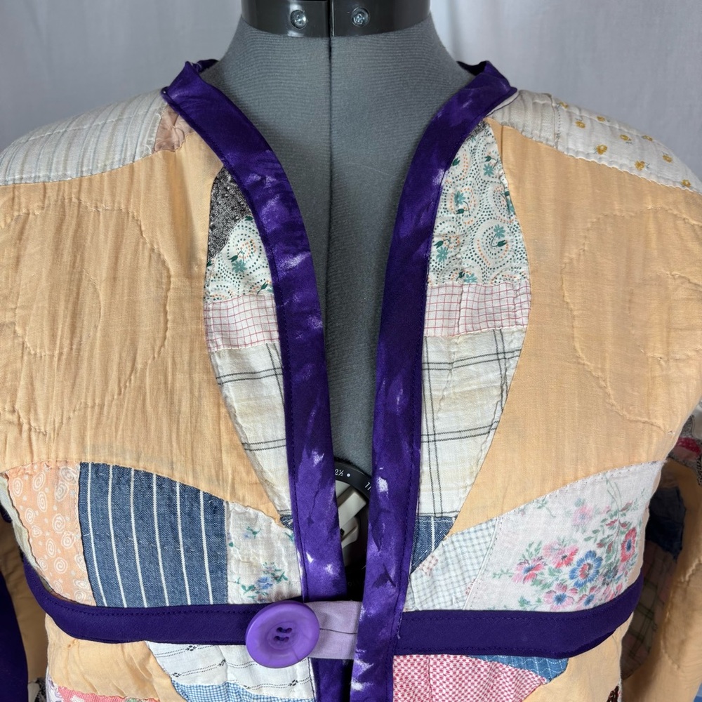 Handcrafted Vintage Double Wedding Ring Design Quilt Up Cycled Bog Jacket S-M - Picture 7 of 12